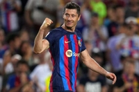Transferde Devlerin Savaşı: Beşiktaş ve Fenerbahçe Robert Lewandowski'nin Peşinde!