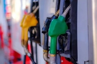 Akaryakıtta Tabelalar Değişti: Motorin Bazı İllerde 80 TL'yi Geçti