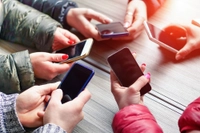 Cep Telefonu Faturalarına Dev Zam