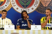 Fenerbahçe'de Yıldız Yağmuru: Greenwood, Ake ve Muriqi İmzayı Attı!