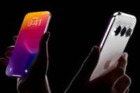 iPhone'un 20. Yılına Özel Radikal Tasarımlı Yeni Model