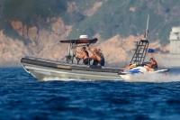 Fransa'da Kriz Sürerken Macron'un Tatil Fotoğrafları Manşetlerde!