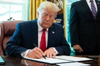 Trump yönetiminden İHA ithalatına yüzde 100 gümrük vergisi kararı