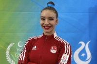 Ayşe Begüm Onbaşı'dan Dünya Şampiyonası Öncesi İddialı Açıklamalar