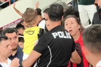 Fenerbahçe, Gençlerbirliği'ndeki olay sonrası minik taraftarı Kadıköy'e davet etti