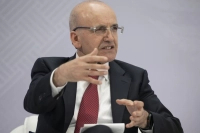 Bakan Şimşek'ten bütçe değerlendirmesi: "Mali disiplini koruyoruz, hedefler doğrultusundayız"