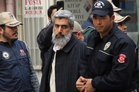 Adana'da Furkan Vakfı Başkanı Alparslan Kuytul ve eşi gözaltına alındı