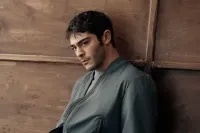 Bir Gece Masalı Komiser Mahir Kimdir? Burak Deniz’in Canlandırdığı Karakterin Hikayesi