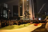 İstanbul'da İsrail Konsolosluğu yakınında ateş açan saldırgan gözaltına alındı