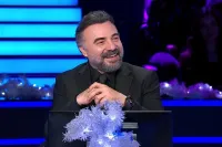Oktay Kaynarca Kim Milyoner Olmak İster'de Onore Edildi! Kurtlar Vadisi Sorusu Gündem Oldu
