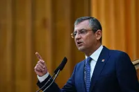 Özgür Özel Sözleriyle Krize Yol Açtı: CHP'den Acil Açıklama Geldi!