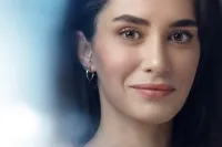 Taş Kağıt Makas Dizisi Avukat Güneş Kimdir? Hande Doğandemir'in Canlandırdığı Güneş’in Hikayesi ve Özellikleri