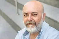 Kızıl Goncalar Setinden Settar Tanrıöğen'li İlk Paylaşım