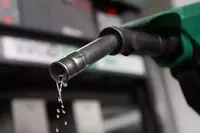 Benzine 81 Kuruş Zam Yapıldı