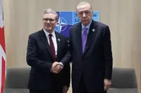 Cumhurbaşkanı Erdoğan, İngiltere Başbakanı Starmer ile Telefonla Görüştü