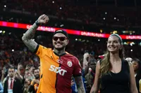 Aldatma İddiaları Gündeme Bomba Gibi Düşmüştü: Icardi ve China Suarez'den Magazincilere Sert Yanıt!