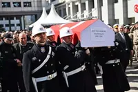 Şehit Polis Memuru Seçkin Yalçın İçin İstanbul Emniyet Müdürlüğü'nde Tören Düzenlendi