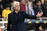 Fenerbahçe'de Aziz Yıldırım Harekatı: Jesus, Kocaman ve Van Bommel Gündemde!