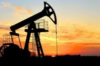 Petrol Fiyatları Savaşın Gölgesinde Zirveye Tırmandı