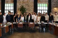 Altı Üstü İstanbul Dizisi Geliyor: Güçlü Oyuncu Kadrosu Göz Dolduruyor