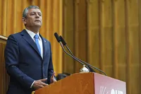 Özgür Özel Görevden mi Alındı? CHP'den Açıklama Geldi