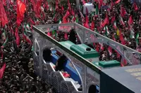 İran'da Ali Hamaney'e Görkemli Veda