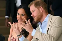 Prens Harry ve Meghan Markle, İngiltere'ye Dönüyor