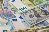 Döviz Piyasasında Hareketli Dakikalar... Dolar 48 Lirayı, Euro 56 Lirayı Geçti
