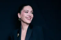Bergüzar Korel, A.B.İ. Dizisiyle Ekranlara Dönüyor