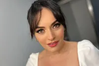 Ezgi Mola'dan Eski Videosu Hakkında Çıkan Haberlere Sert Tepki