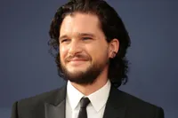 Kit Harington Harry Potter dizisinde Gilderoy Lockhart rolünde