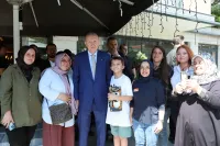 Cumhurbaşkanı Erdoğan Üsküdar'da esnaf ziyaretinde bulundu