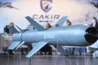 Yeni Nesil Seyir Füzesi ÇAKIR'dan Tam İsabet!