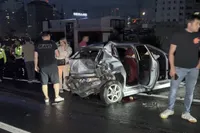 Esenyurt'ta 11 araç birbirine girdi. 2'si ağır 6 yaralı