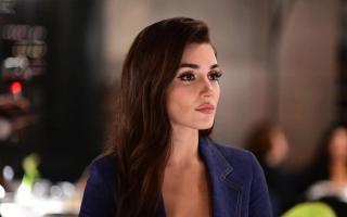Hande Erçel'den Yeni Sezon Sürprizi