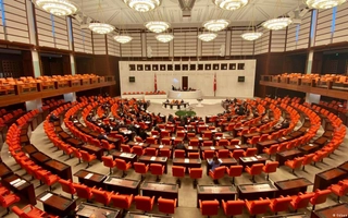TBMM'de Sandalye Dağılımı Değişti