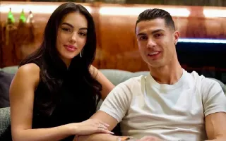 Ronaldo ve Rodriguez Çifti Üç Çocuklarını Nüfusuna Geçirdi