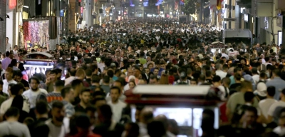 2024 Yılının Kelimesi Seçildi: Kalabalık Yalnızlık