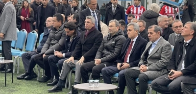 Acun Ilıcalı ve Dursun Özbek bir araya geldi: Köşe kapmaca oynadılar