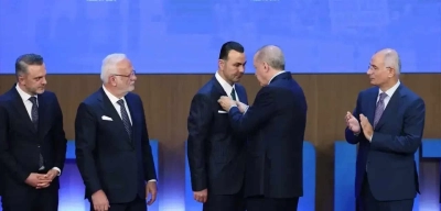 AK Parti'ye Katılanlar Belli Oldu! Liste Çarpıcı İsimler Var