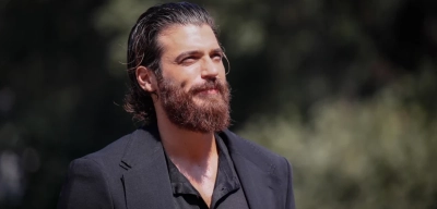 Can Yaman ile Fotoğraf Çektirmenin Bedeli Dudak Uçuklattı