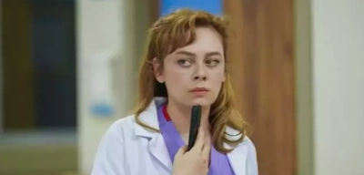 Demet Evgar, Sağlık Bakanlığı'nın 'Sezaryenle Doğum' Tanıtımına Tepki Gösterdi: "Yine Kadınlar, Yine Anneler..!"