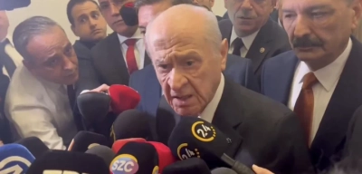 Devlet Bahçeli'den Gazetecinin 'Görüş Ayrılığı' Sorusuna Sert Yanıt: "Mesleğini Bırak!"