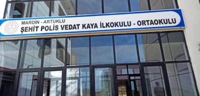 Din Kültürü ve Ahlak Bilgisi Öğretmeni 3 Kız Öğrenciye Tacizden Açığa Alındı!