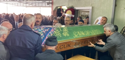 Düşük Not Aldığı İçin İntihar Etmişti! İzmitli Lise Öğrencisi Son Yolculuğuna Uğurlandı