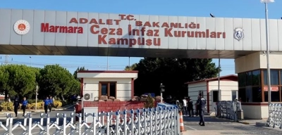 Erdoğan'ı protesto eden kadın zanlıların cezaevinde başörtüsü kesildi iddiası! İnfaz koruma memurları açığa alındı