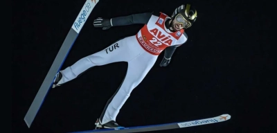 Fatih Arda İpcioğlu, Kayakla Atlama Dünya Kupası'nda Finale Yükseldi