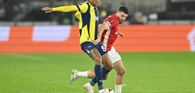 Fenerbahçe Avrupa Ligi'ndeki İlk Mağlubiyetini AZ Alkmaar Karşısında Aldı