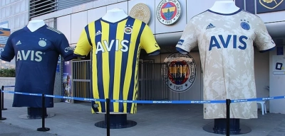 Fenerbahçe'nin Forma Sponsoru Adidas Oldu