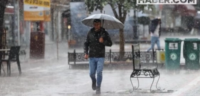 İstanbul'a Sağanak Yağış Uyarısı: Balkanlardan Gelecek Hava Buz Kesecek!